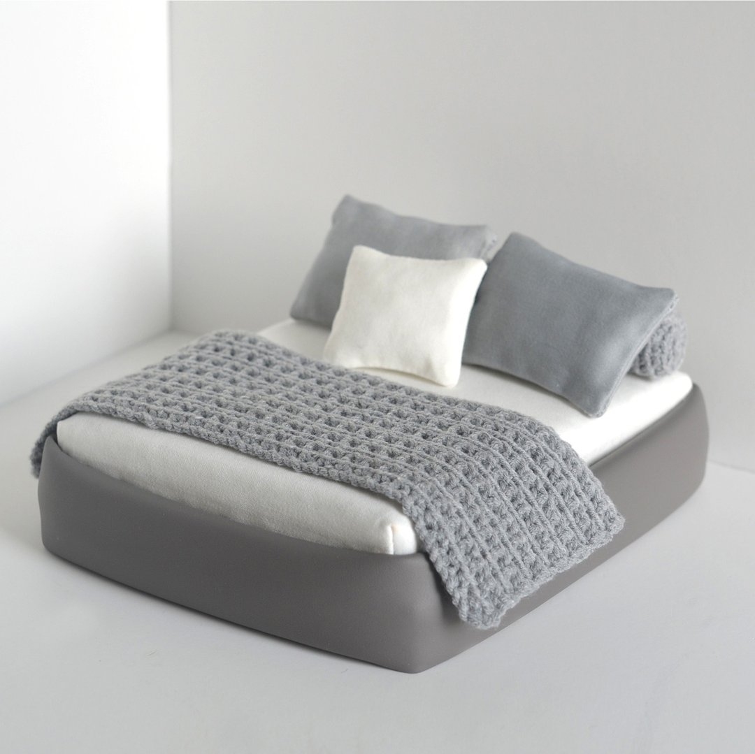 Miniature Dollhouse bed for dolls modern style 1/12 - 玩偶/公仔 - 棉 灰色