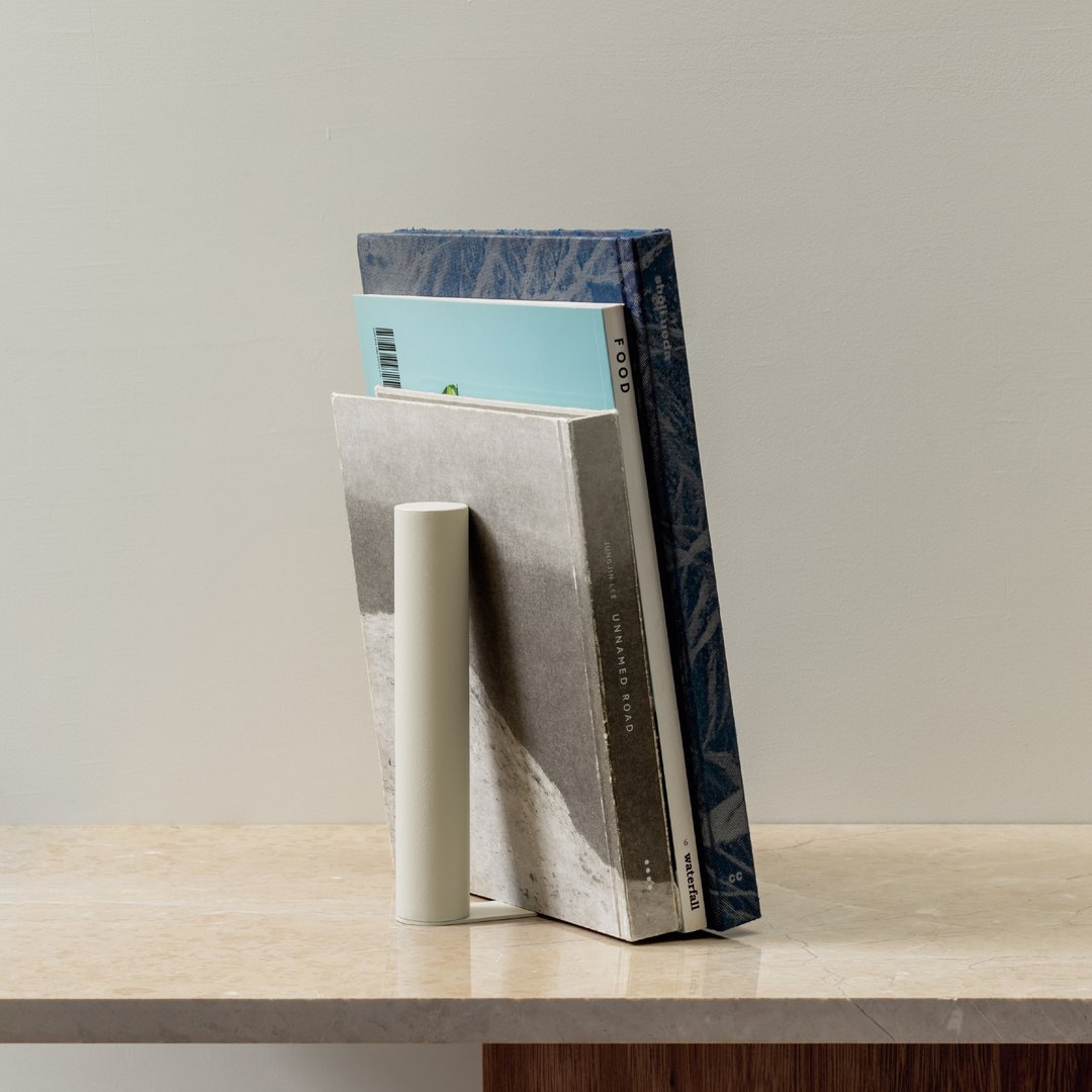 SLIM Bookend | 金属极简书挡 | 米白 - 书架/书挡 - 其他金属 白色