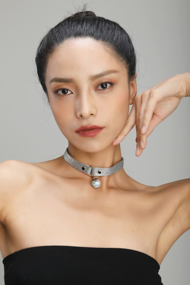Starry Sky 许愿球银色 Choker –粗款 - 项链 - 真皮 银色