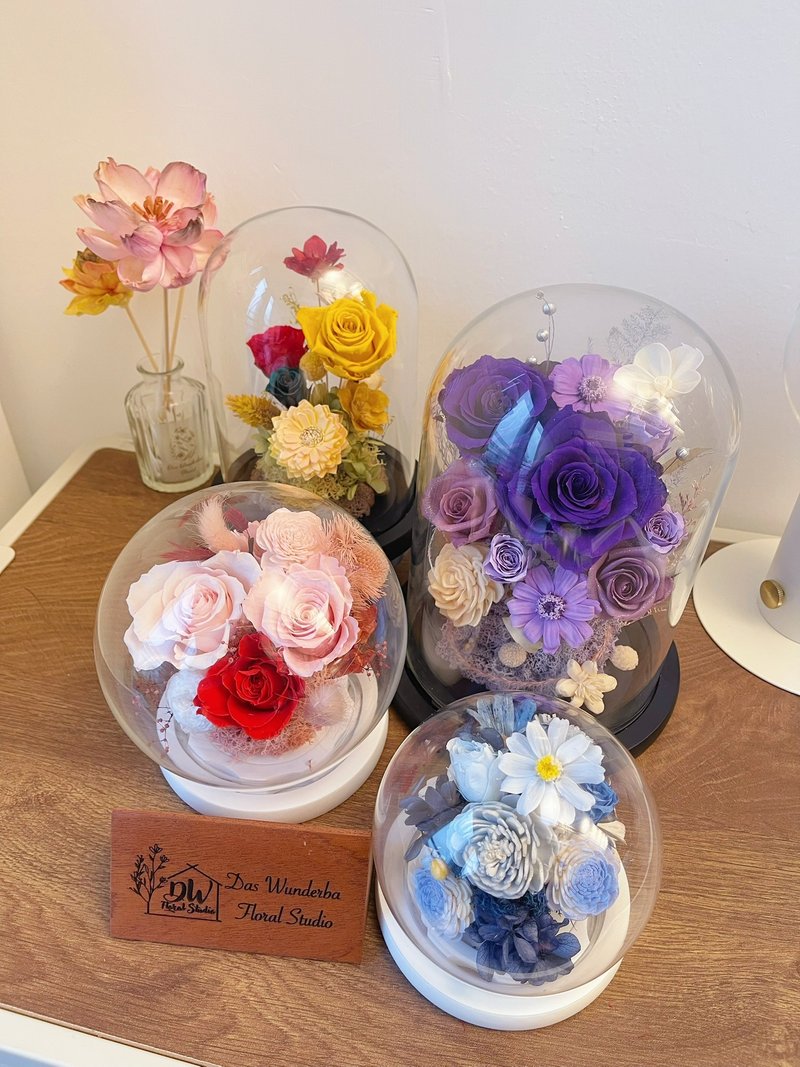 【香港花艺工作室】花艺兴趣班 - 保鲜花玻璃瓶/水晶球 - 干燥花/捧花 - 植物．花 多色