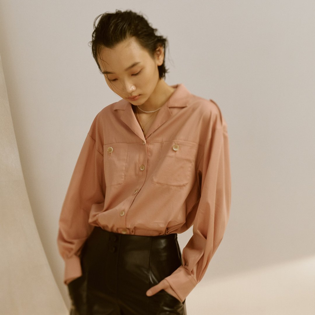 翻领口袋宽版剪裁军装风衬衫  珊瑚红 - 女装衬衫 - 其他材质 粉红色