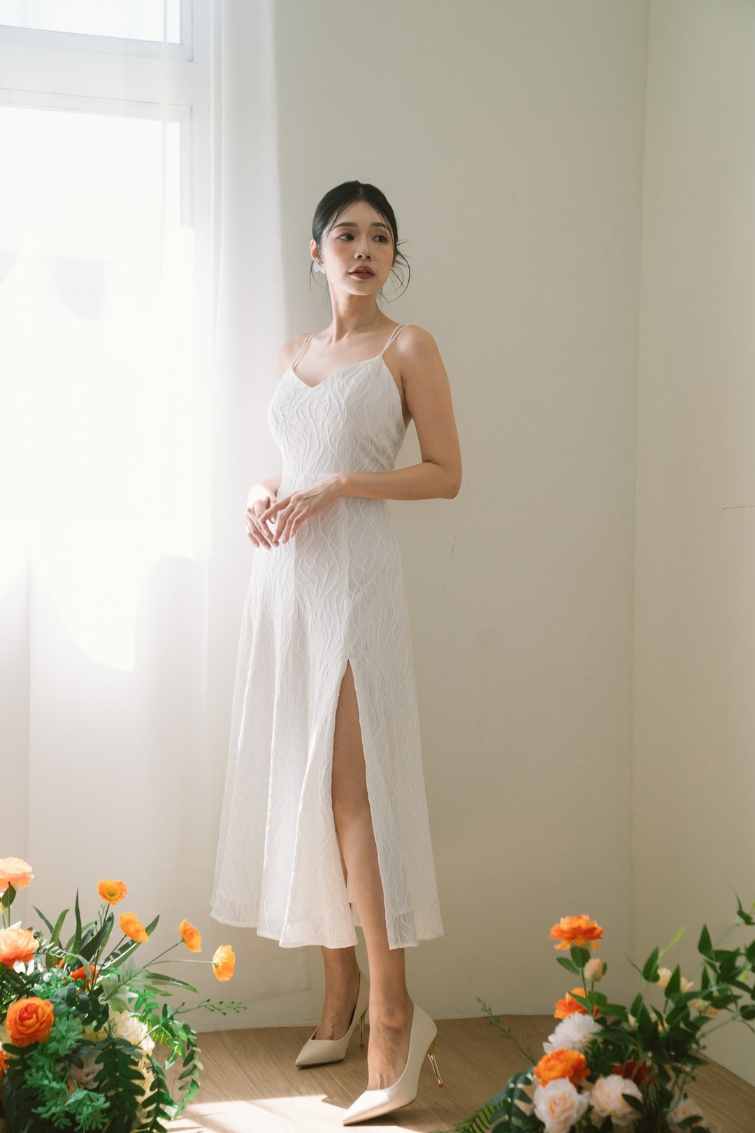 细肩立体波纹连身裙       轻婚纱首选 - 洋装/连衣裙 - 其他材质 白色