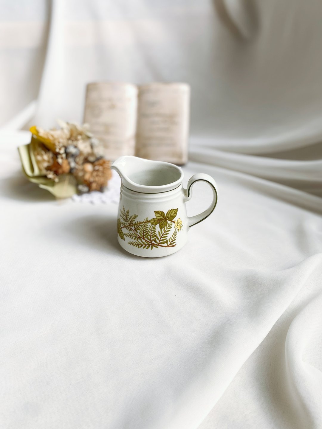 【好日恋物】德国带回手作mitterteich bavaria花草彩绘牛奶壶 - 茶具/茶杯 - 陶 多色