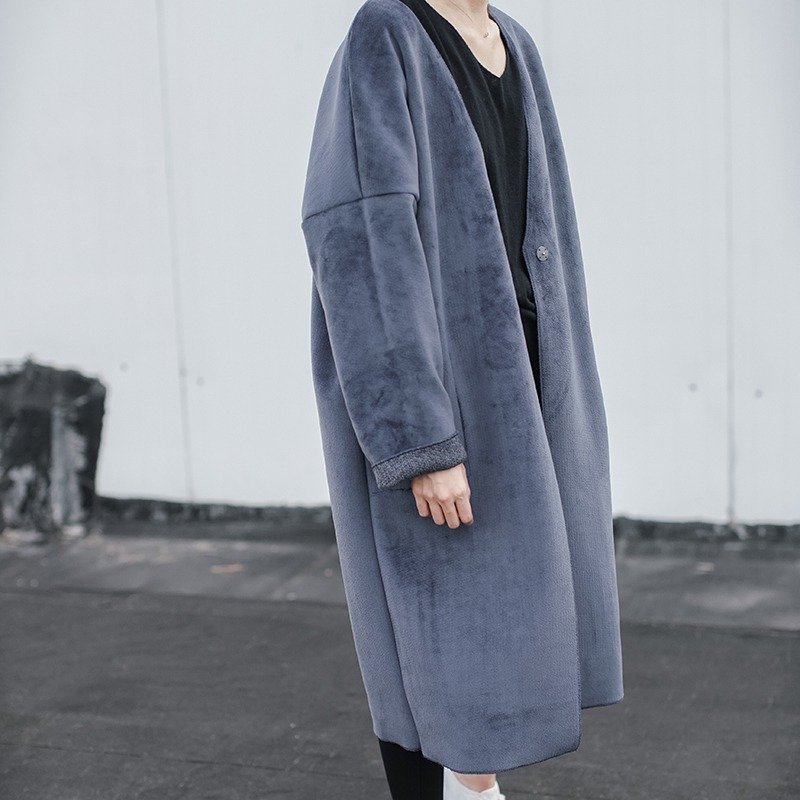 限量 双面可穿 灰蓝色编织廓形外套中长款大衣 今晚不买恐怕明天就没了 真的已经美哭我了  | 番塔塔原创设计独立女装品牌 - 女装休闲/机能外套 - 聚酯纤维 蓝色