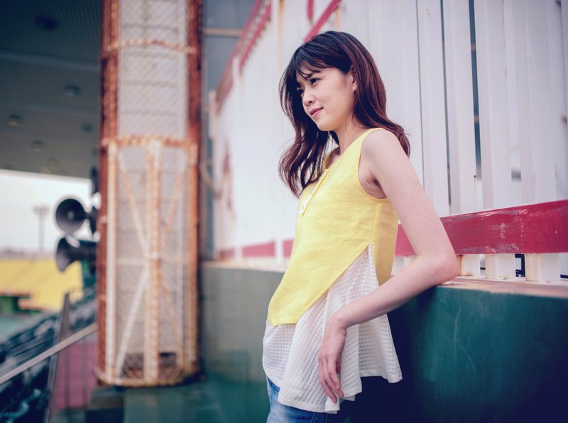 Inessa 荷叶无袖polo衫 - 女装上衣 - 棉．麻 黄色
