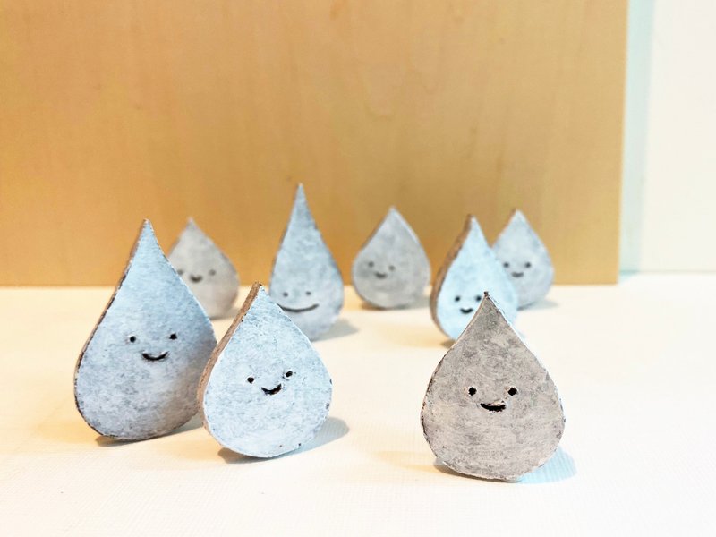 努力中的汗水 陶土胸针 - 徽章/别针 - 粘土 白色