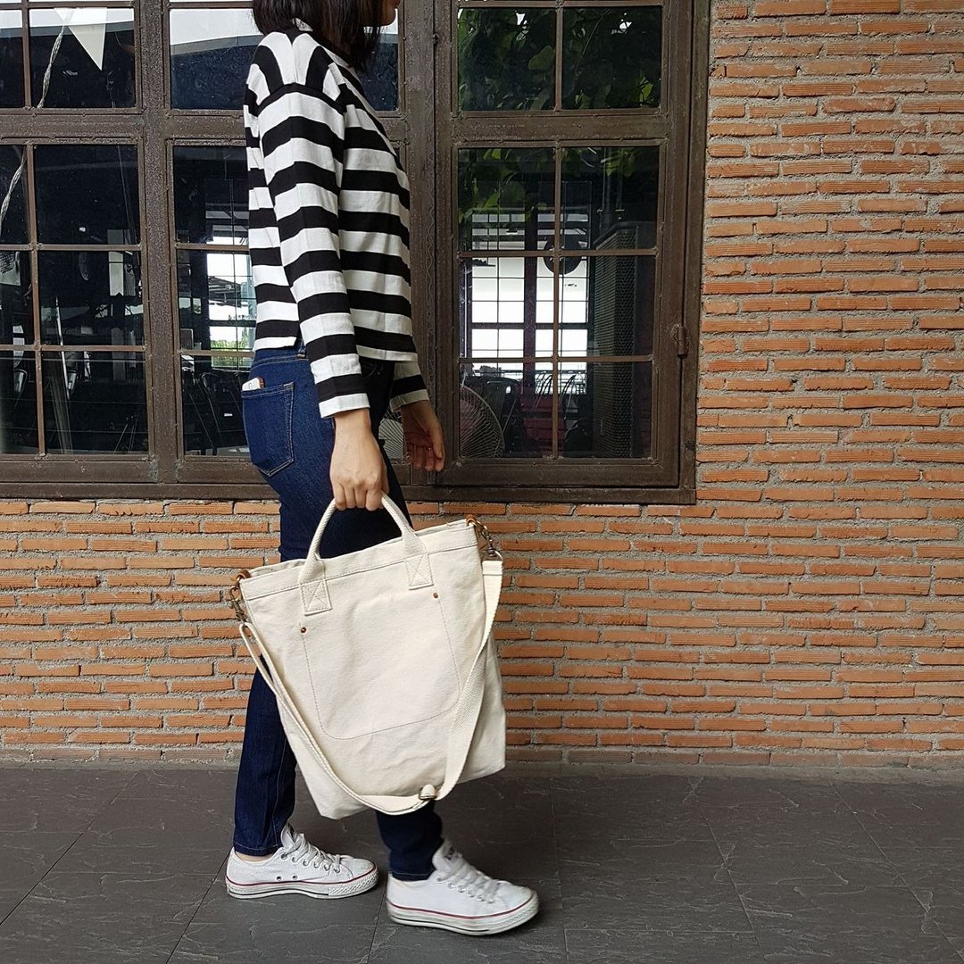 New Off-white Simply Satchel Canvas Bag with zipper - 手提包/手提袋 - 棉．麻 白色