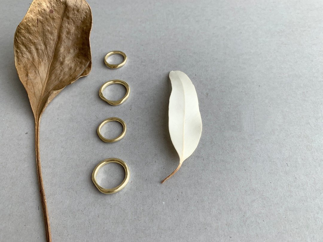 【K10】kikkake / #1 or #2 : Ring(Large 3mm) - 戒指 - 贵金属 金色
