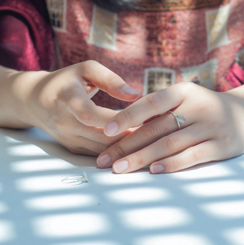 一片花瓣戒指－纯银手作 - 戒指 - 其他金属 粉红色