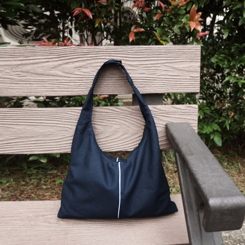 可颂手提包/牛角肩背包/帆布包#99黑 - 手提包/手提袋 - 棉．麻 黑色