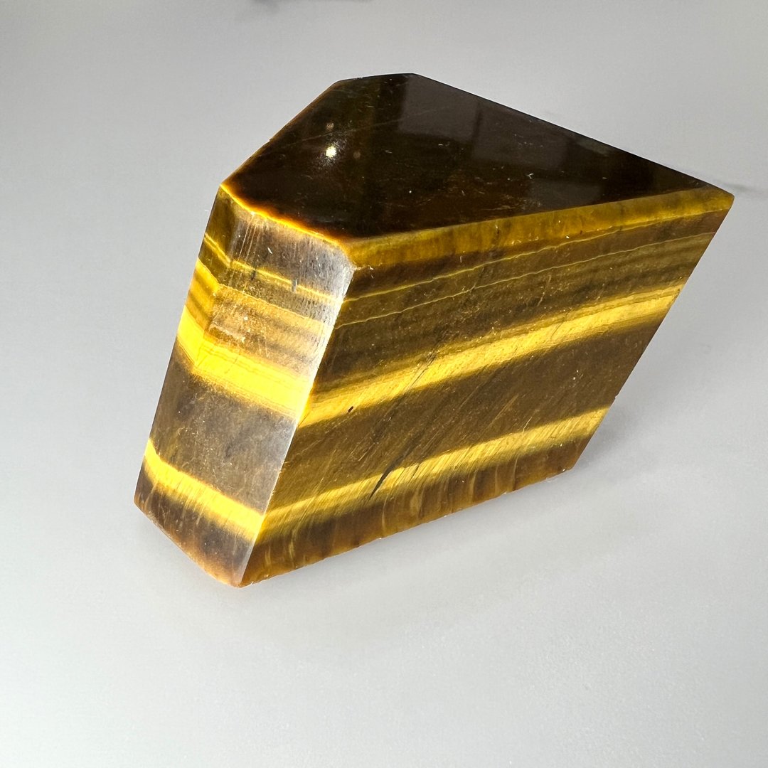 黄虎眼随形摆件 | 水晶 | 水晶摆件 - 摆饰 - 水晶 黄色