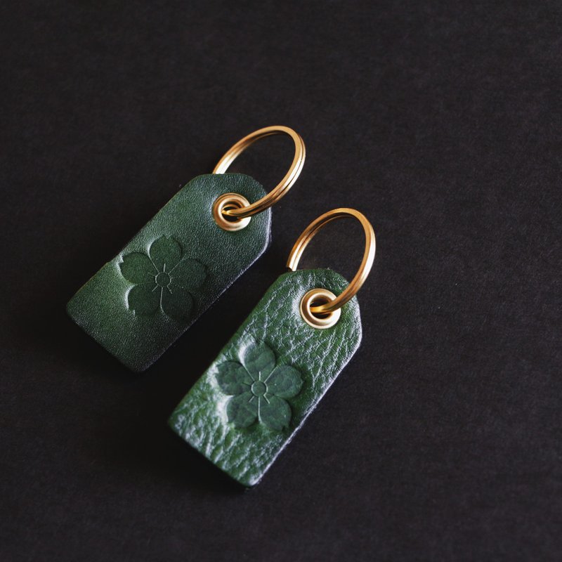 樱花压印头层牛皮钥匙圈 - 墨绿色 - 吊饰 - 真皮 绿色