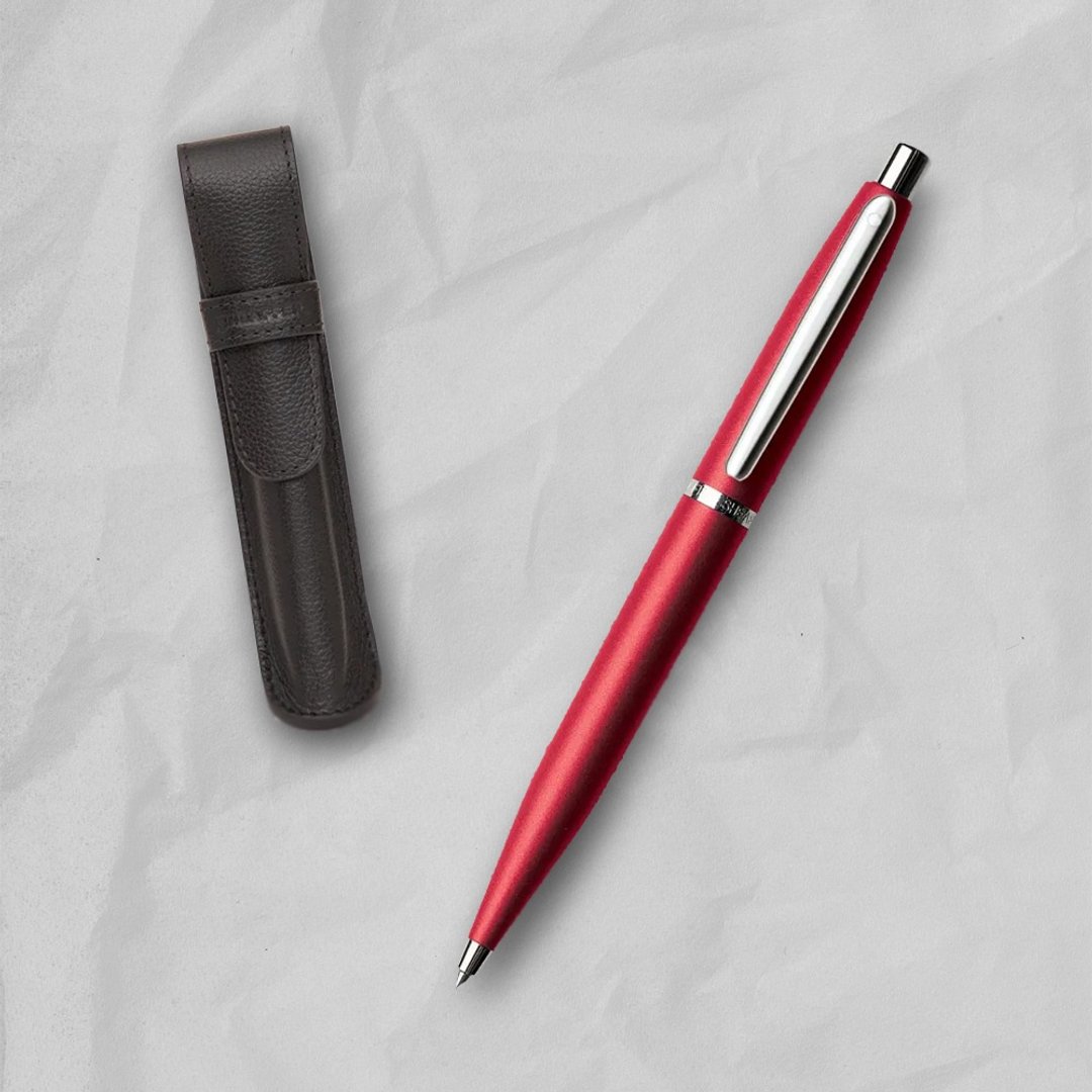 【SHEAFFER】VFM 系列极致红原子笔 + 皮革笔袋/手机磁性卡夹礼盒 - 圆珠笔/中性笔 - 其他金属 红色