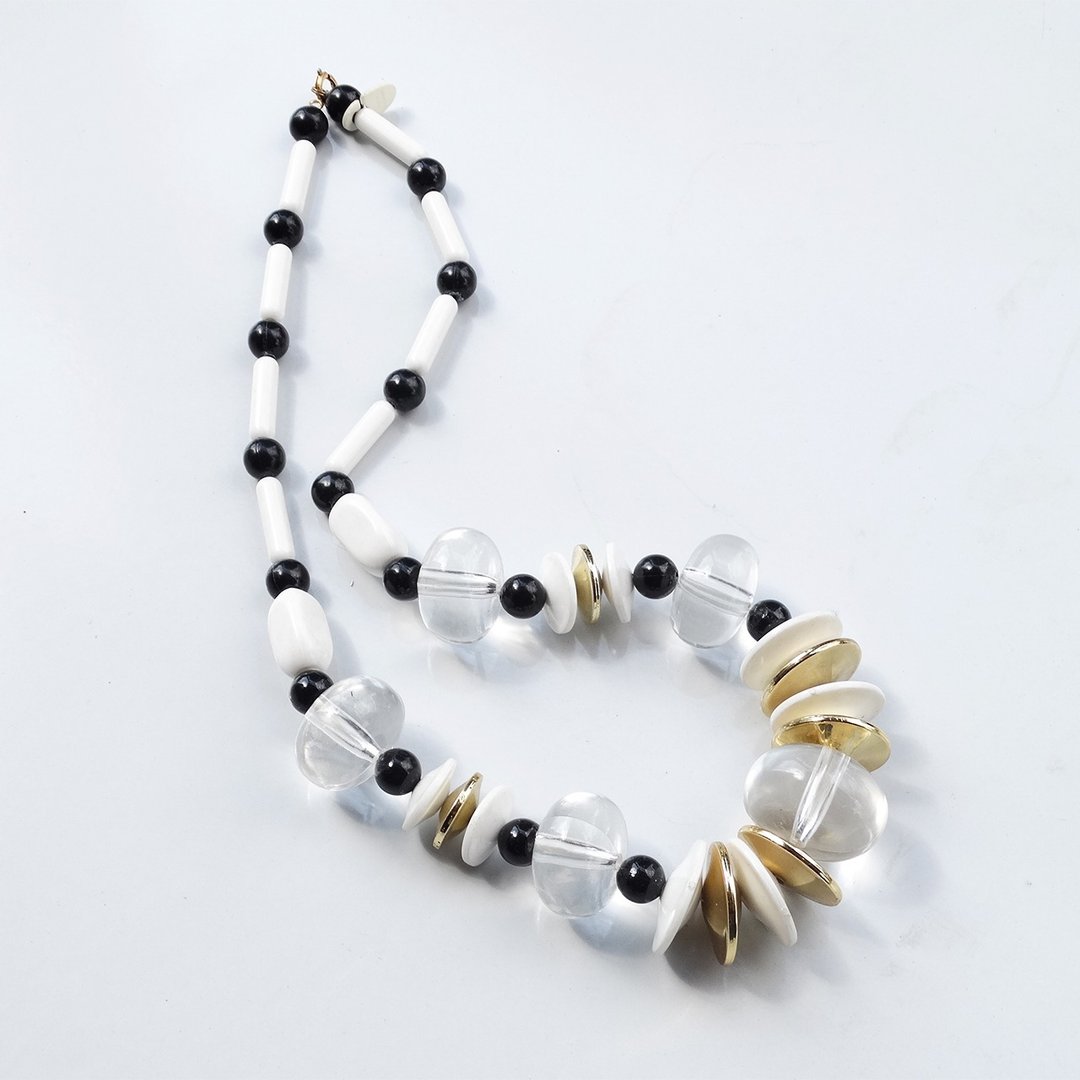 80s Vintage W Germany monotone × gold color design necklace - 项链 - 塑料 白色