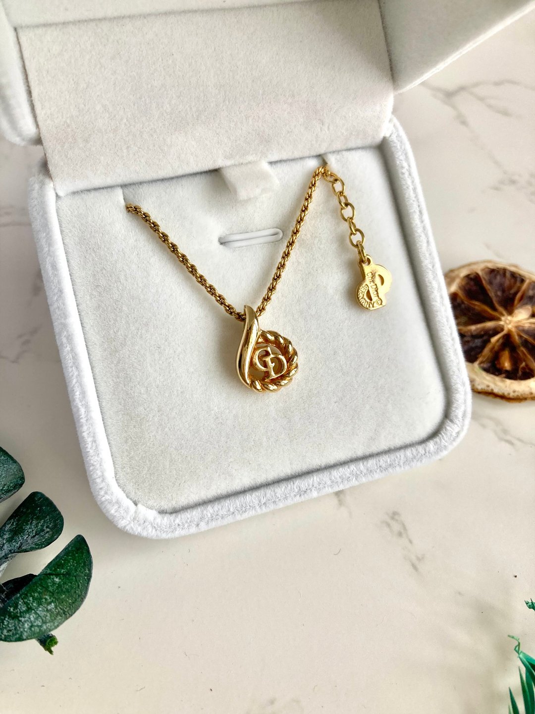 【LA LUNE】中古 Dior 水滴型麻花金色颈链 首饰饰品 礼物之选 - 项链 - 其他金属 金色
