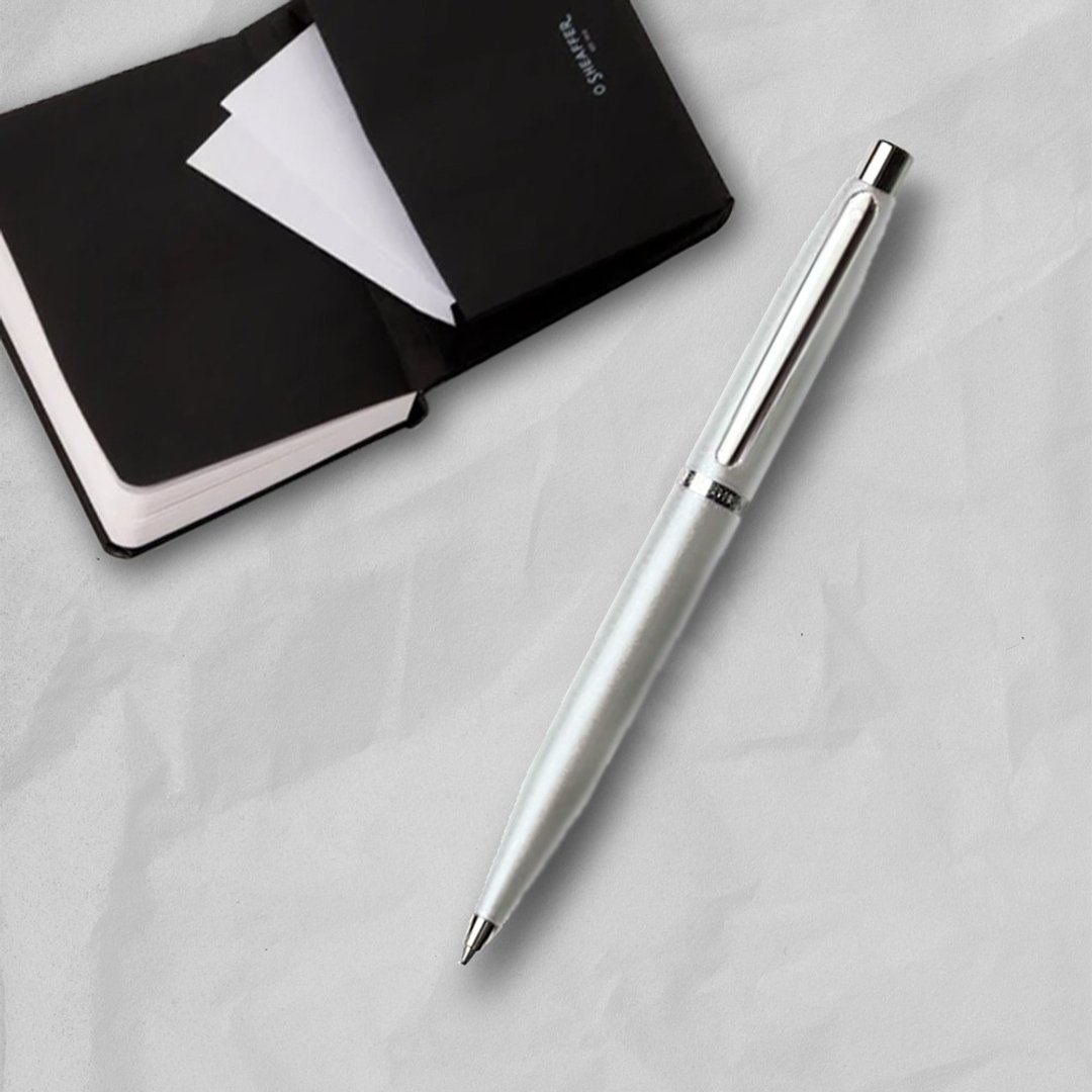 【SHEAFFER】VFM 系列闪亮银原子笔+A6 笔记本礼盒 免费刻字 - 圆珠笔/中性笔 - 其他金属 银色