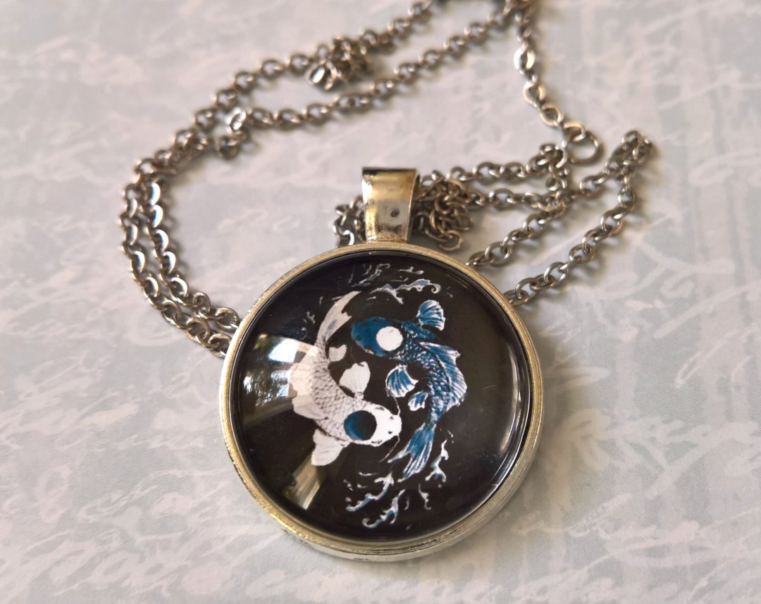 Necklace Tui and La Pendant Yin and Yang Two fish Water Tribe Black - 项链 - 其他金属 