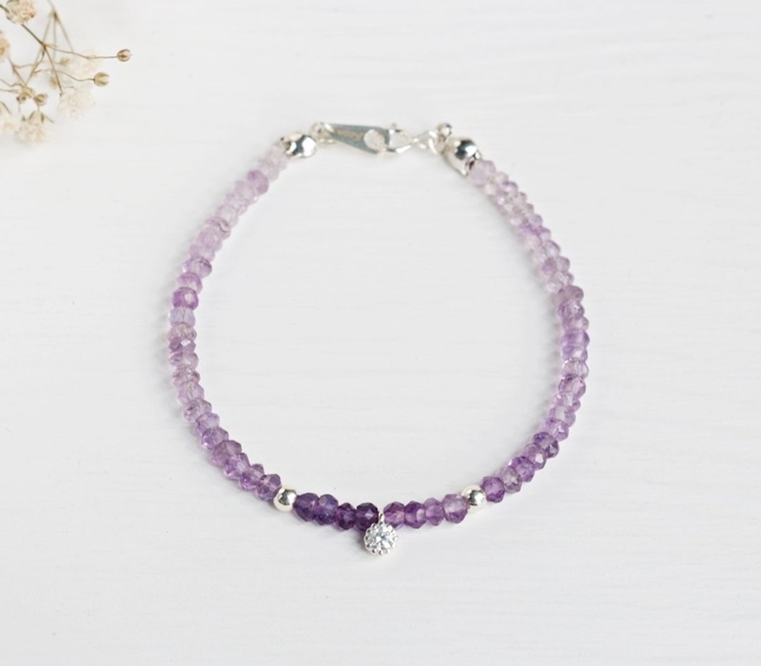 <挚爱>紫水晶渐层 925纯银手链 2月诞生石 Amethyst silver bracelet 轻珠宝 母亲节 情人节 生日礼物 纪念日 宴会 party 交换礼物 圣诞节 - 手链/手环 - 宝石 