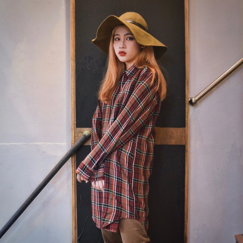 • 爱头牌 •Vintage Europe Work Pullover  古着欧洲工作格子衬 - 男装上衣/T 恤 - 棉．麻 红色