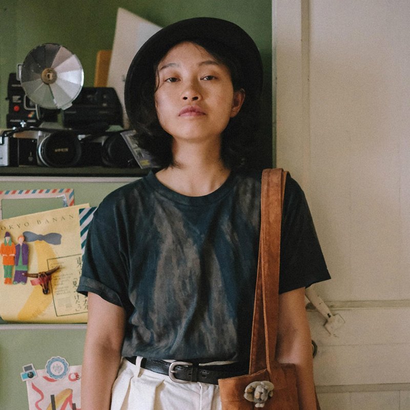 冒險家的禮物 美式復古男女植物染紮染T恤 圓領短袖情侶同款上衣 - 女装 T 恤 - 棉．麻 灰色