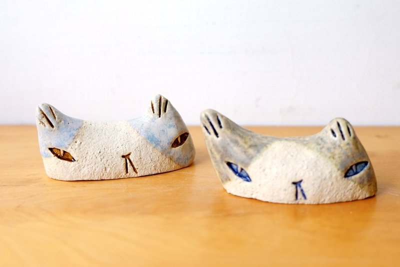 猫-陶筷架 纸镇-绝版 不再制作 - 花瓶/陶器 - 陶 白色