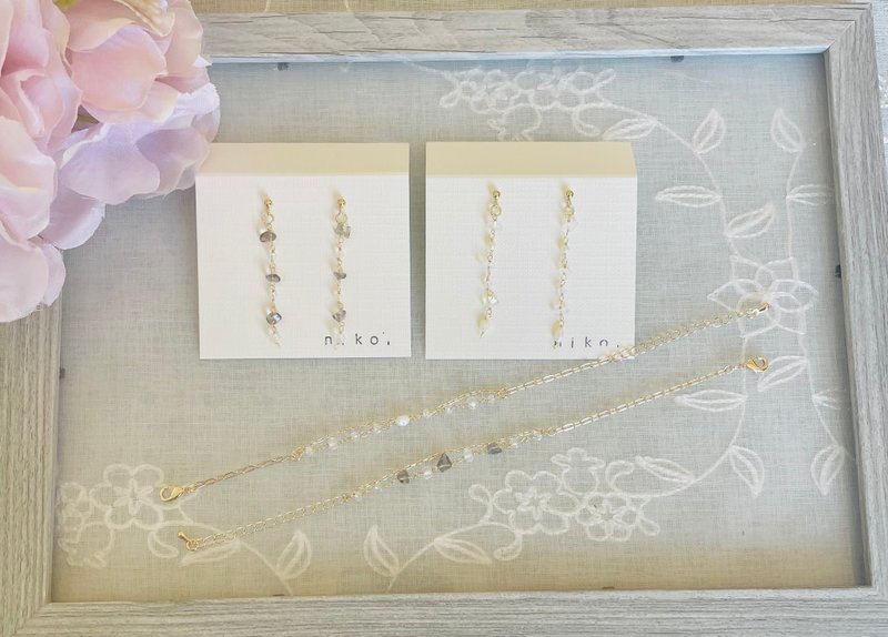 耳环 手链套装 日本手作家 - 耳环/耳夹 - 玉石 白色