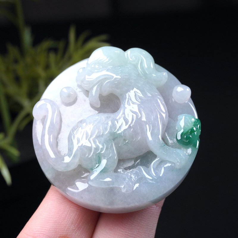 【旺财】飘绿花翡翠巧雕狗狗项链 | 天然缅甸玉A货翡翠 | 送礼 - 吊饰 - 玉石 多色