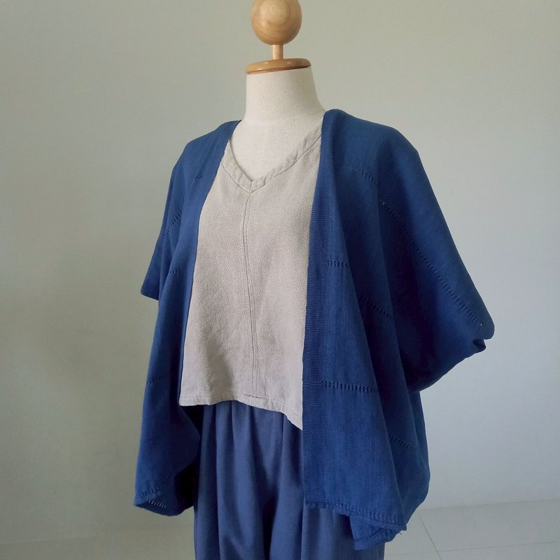 手织开襟长版罩衫 / 蓝色 缕空织纹 / 植物染棉 - 女装上衣 - 棉．麻 蓝色