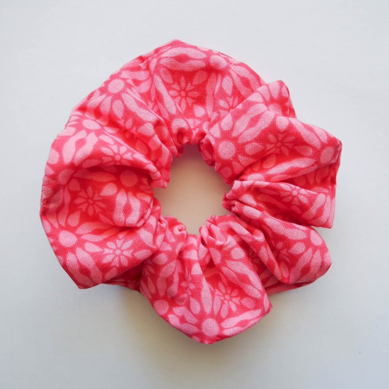 桃红花朵发圈 - 发饰 - 棉．麻 红色