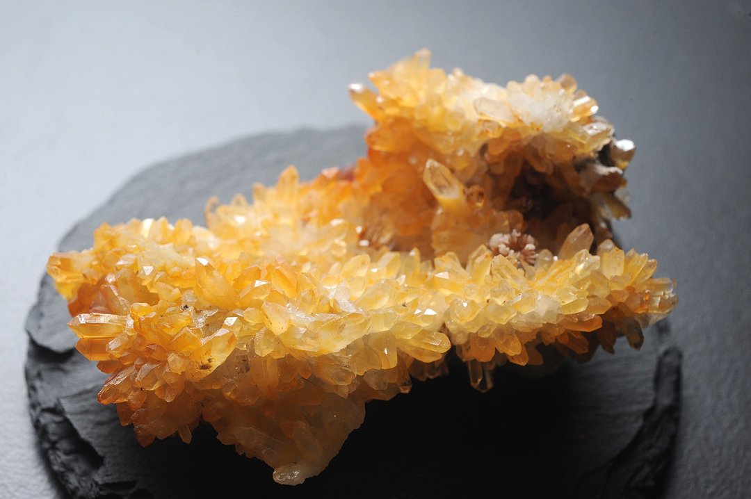 黄水晶簇  矿石/水晶/灵修/开运/招财/破煞/防小人3 - 摆饰 - 水晶 