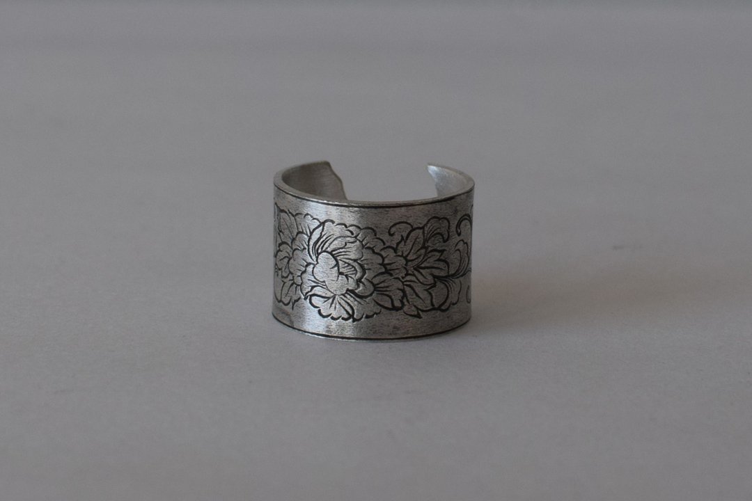 Peony Ring - 戒指 - 其他金属 