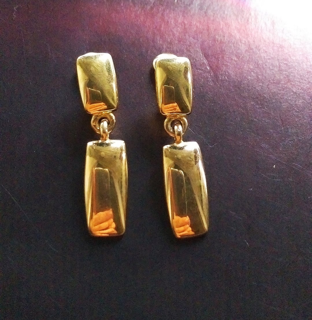 Vintage Jewelry 西洋古董饰品  MONET 金色调 简单 夹式耳环 - 耳环/耳夹 - 其他金属 金色