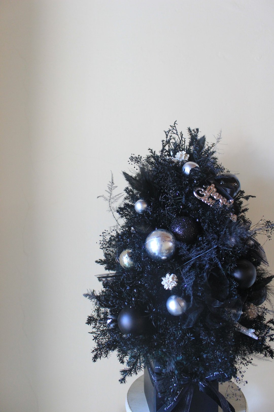 永生银黑圣诞树 定制圣诞树 Christmas tree - 摆饰 - 植物．花 黑色