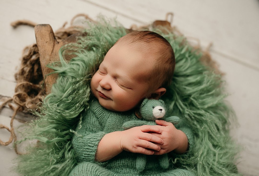 Mini bear toy for a newborn photo shoot, Newborn angora bear bonnet - 玩具/玩偶 - 羊毛 灰色