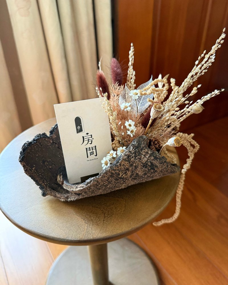 干燥花名片座 天然树皮 森林拾物 自然侘寂风 黄铜单张名片夹 - 干燥花/捧花 - 植物．花 咖啡色