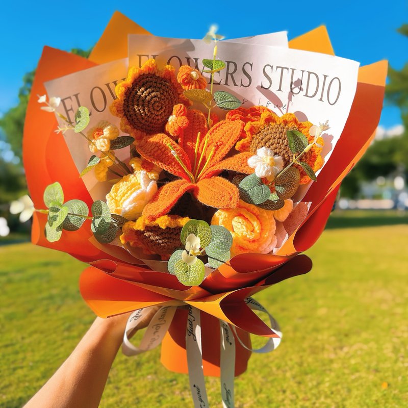 毕业礼物 毕业花束 定制化礼物2025手工钩织黄色与橙色调向日葵百 - 干燥花/捧花 - 棉．麻 橘色