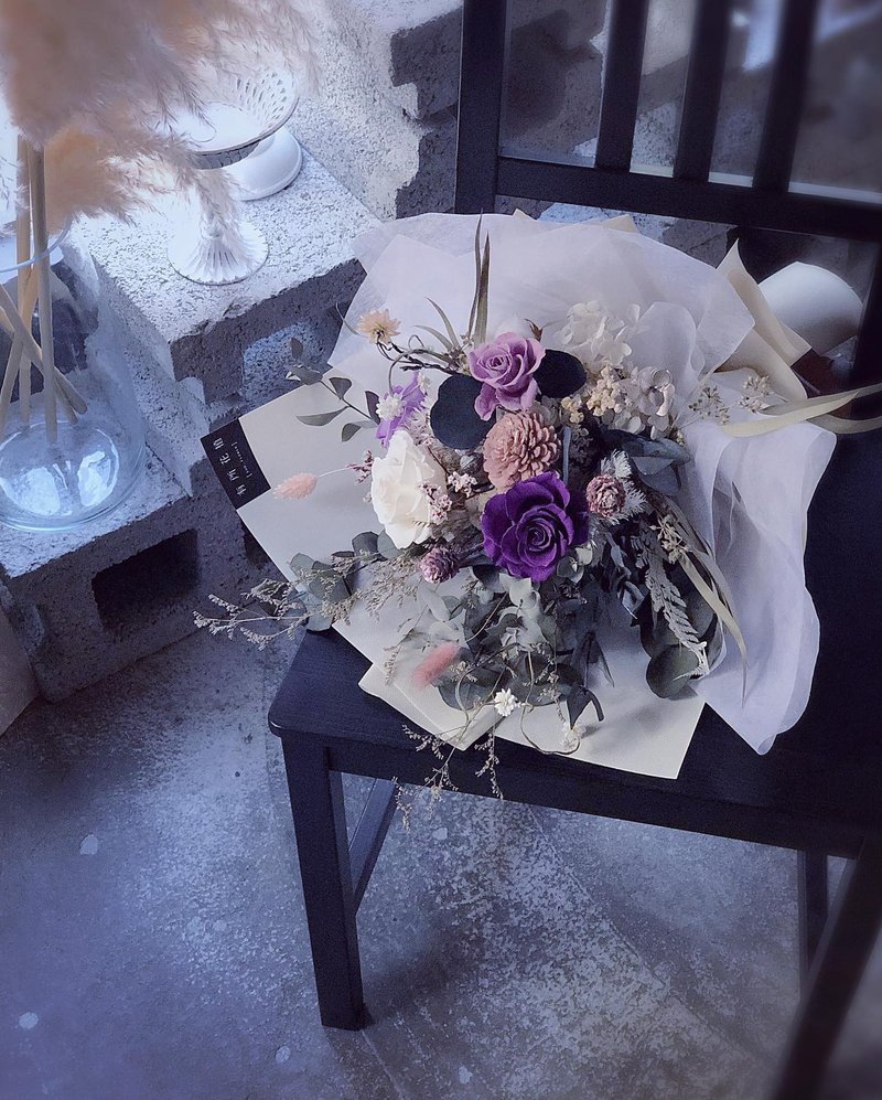 不凋花永生花束/告白花束/求婚花束/生日礼物/拍摄道具 - 干燥花/捧花 - 其他材质 