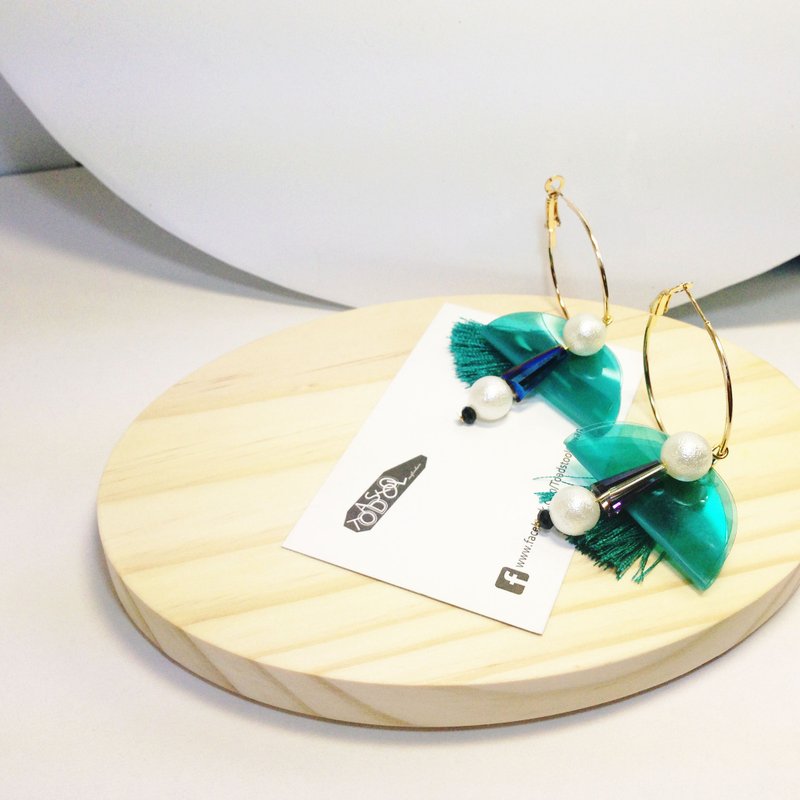 魔镜时光-万花筒迷宫/湖碧绿（耳针式耳环）垂坠款/流苏/几何 - 耳环/耳夹 - 压克力 绿色