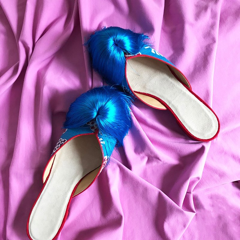 荷尖乓乓平底鞋无包跟 / 拖鞋 舞动 穗子 尖头 纯手工 花布鞋 - 其他女款皮鞋 - 棉．麻 多色