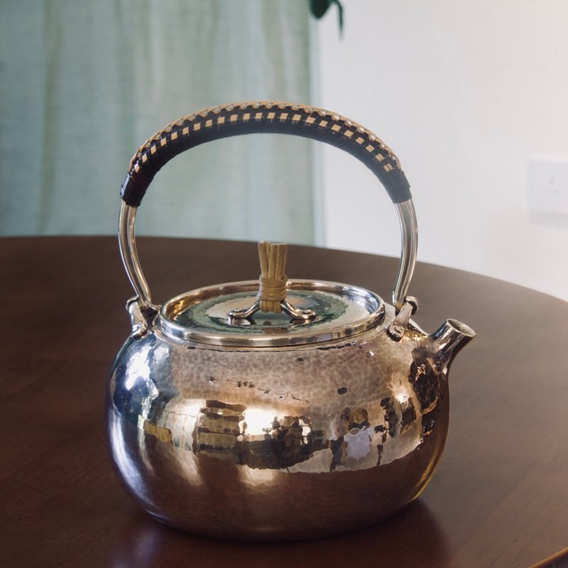 尚帧品 足银一张打银壶纯手工 1100cc - 茶具/茶杯 - 纯银 