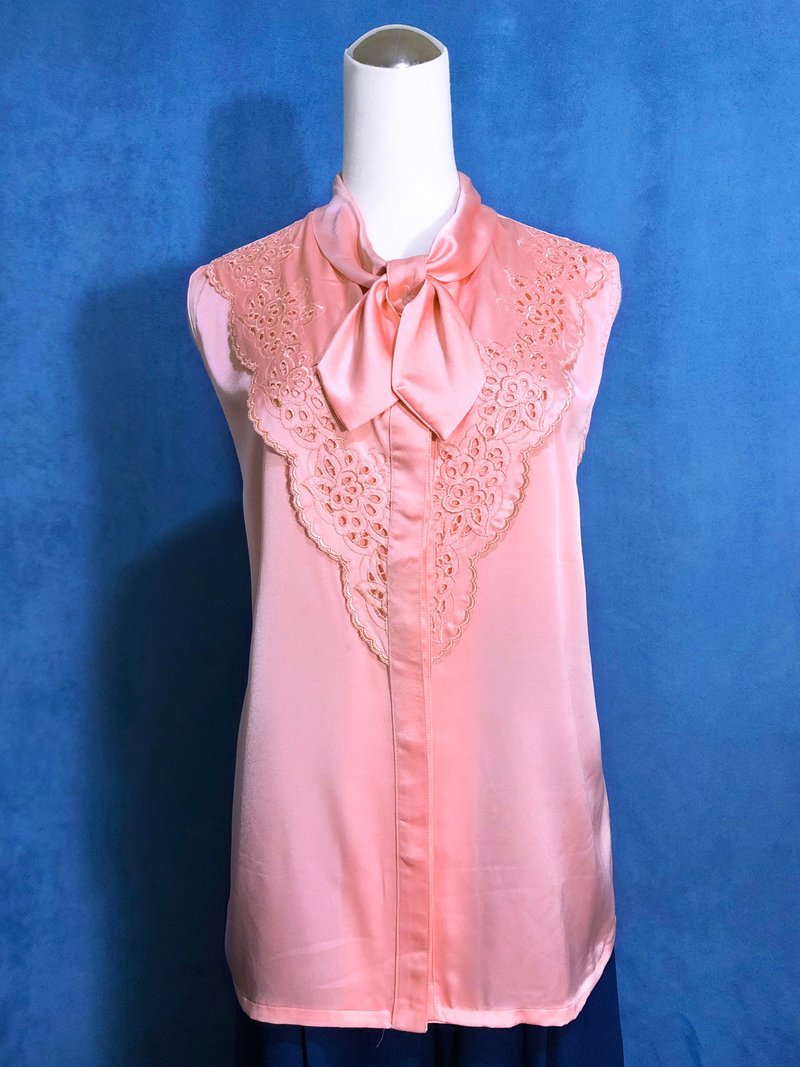 刺绣领结滑面轻古董无袖衬衫/ 国外带回 VINTAGE - 女装衬衫 - 聚酯纤维 粉红色