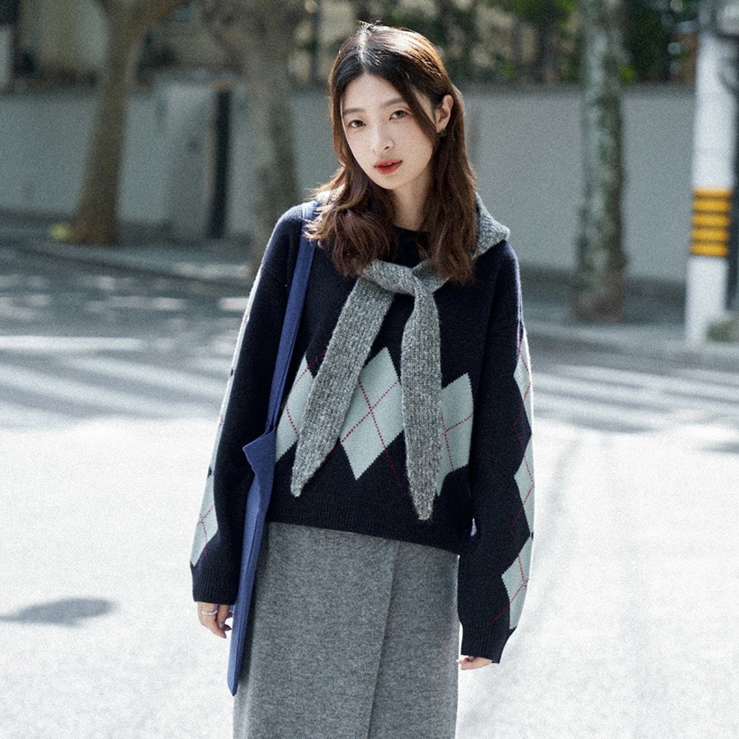 菱格纹嵌花毛衣|针织衫|两色|秋冬款|Sora-1662 - 女装针织衫/毛衣 - 羊毛 多色