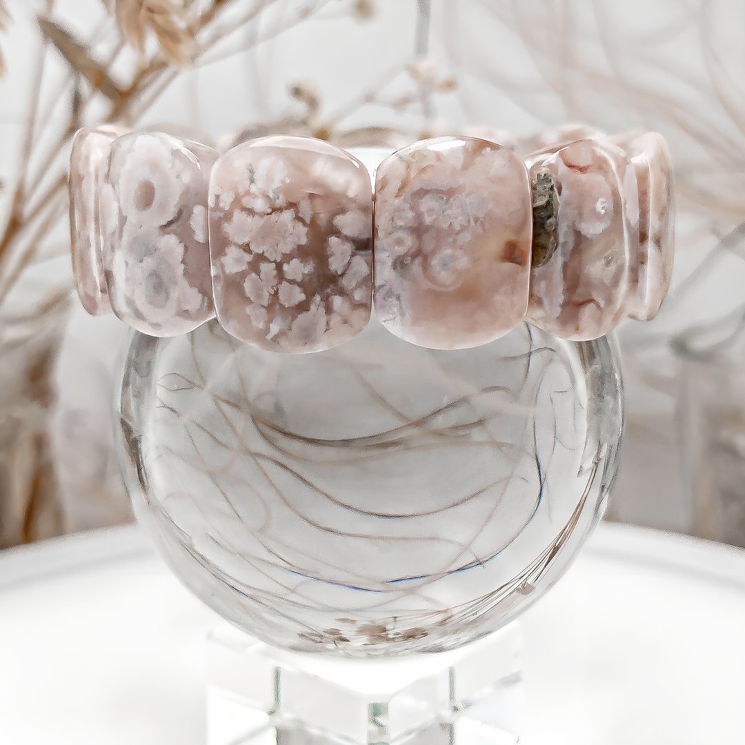 【浪漫樱花】高品透体 粉嫩樱花玛瑙 水晶手排手串 / 一物一拍 - 手链/手环 - 水晶 粉红色