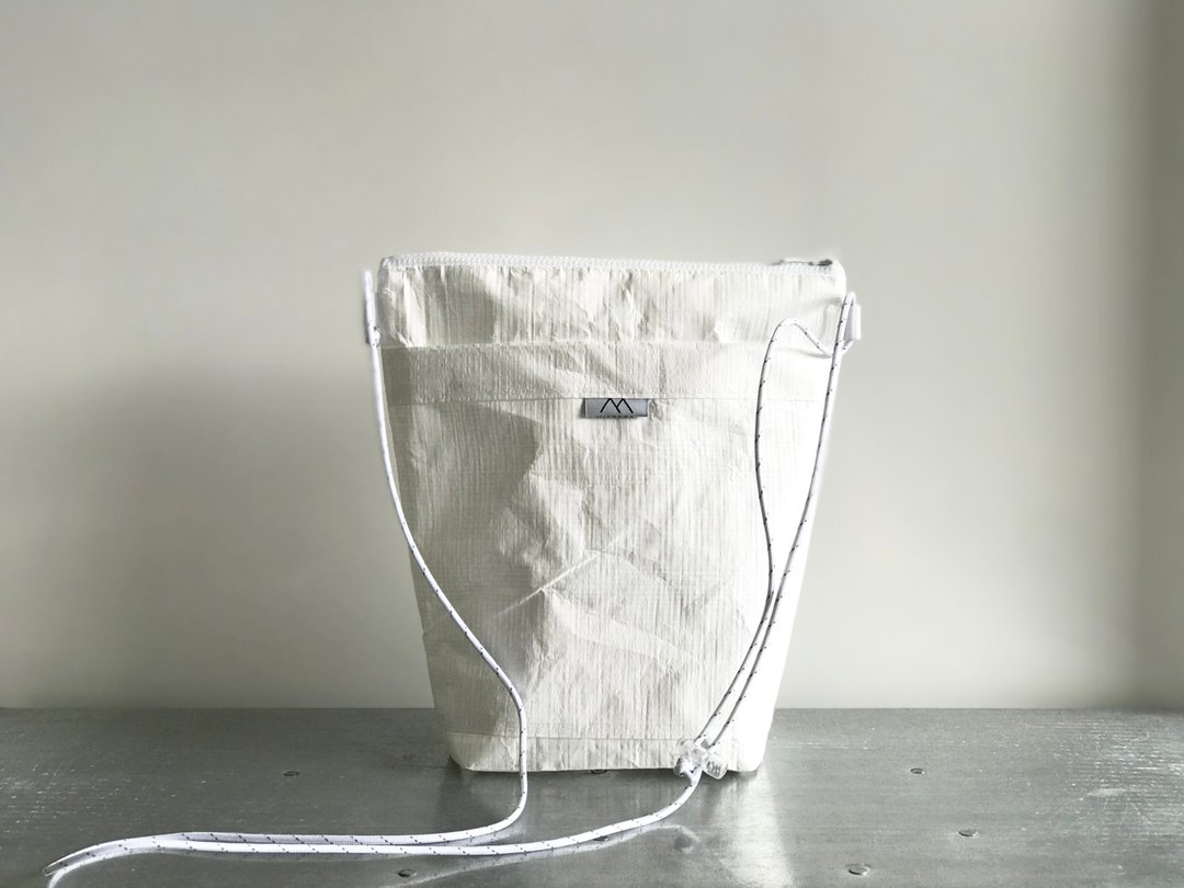 Ultra-lightweight and water-repellent With wide gusset / Polyethylene sacoche / white - 侧背包/斜挎包 - 其他人造纤维 白色