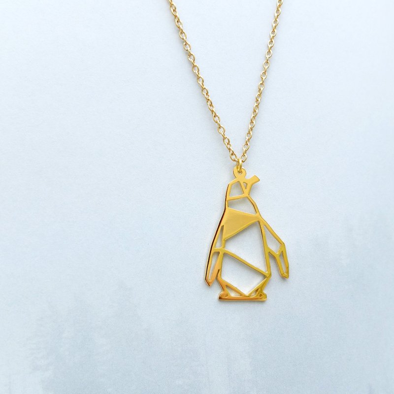 Penguin Necklace, Origami Animal Necklace, Gold Plated Brass Necklace - 项链 - 铜/黄铜 金色