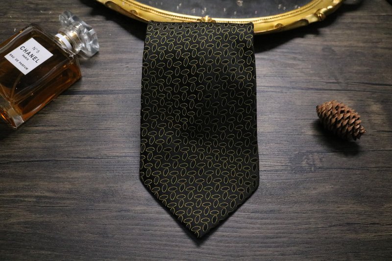 黑色椭圆色织真丝领带/型男商务低调necktie - 领带/领带夹 - 丝．绢 黑色