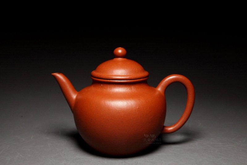 【孟臣款朱泥1】龙山堂 古法纯手工 摹古系列 小煤窑老朱泥160cc - 茶具/茶杯 - 陶 红色