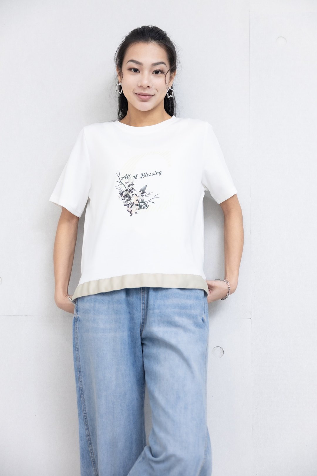 C印花下摆抽绳织带上衣 白色 - 女装 T 恤 - 其他材质 白色