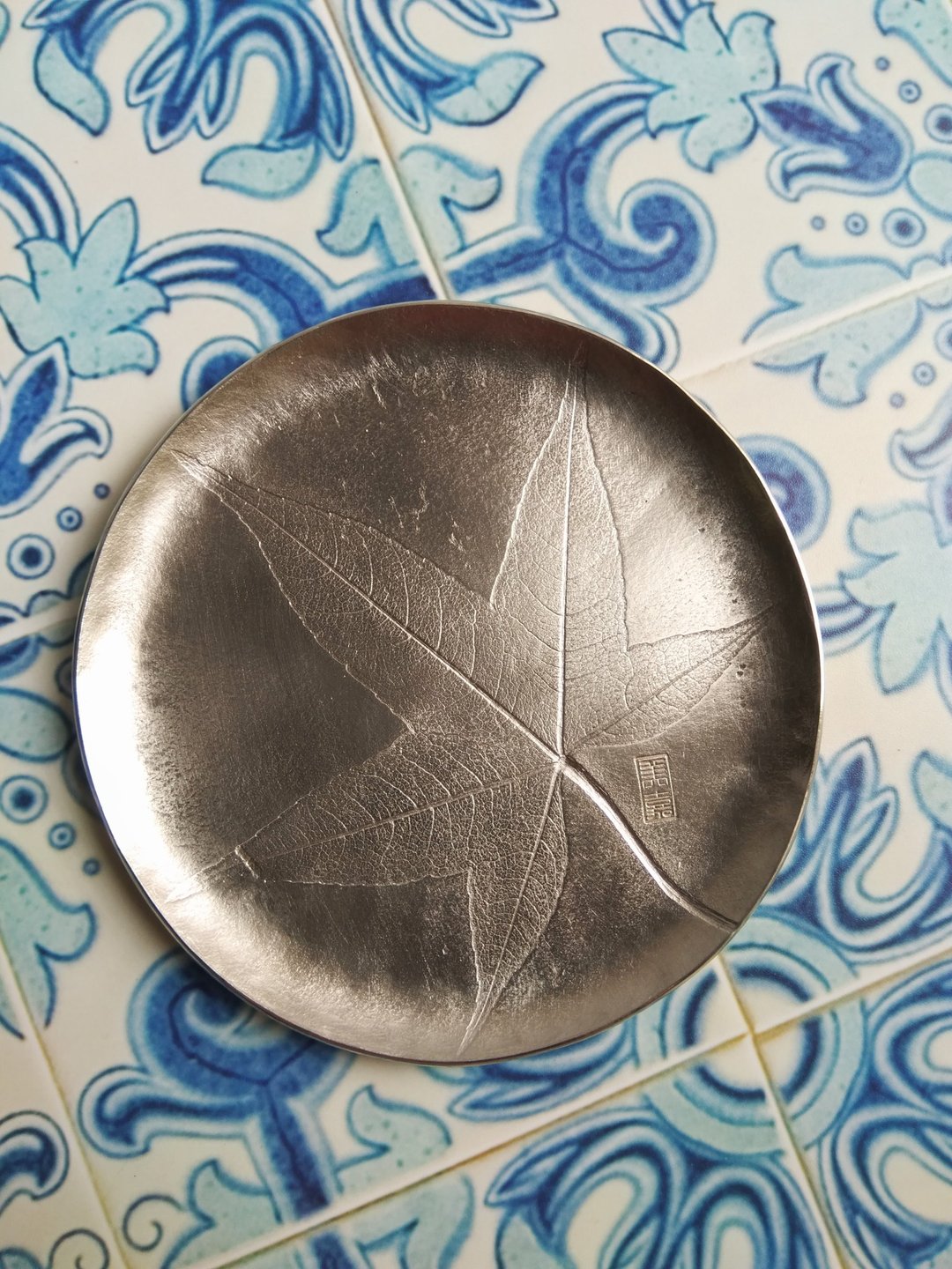 【日常。器】手制纯钖押花圆碟 - 其他 - 其他金属 银色