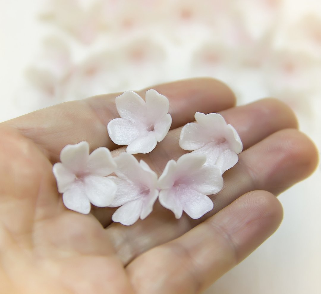 Pink/ Pearl Flower Polymer Clay 1.5cm.  Floral Beads Making Jewelry - 零件/散装材料/工具 - 塑料 粉红色